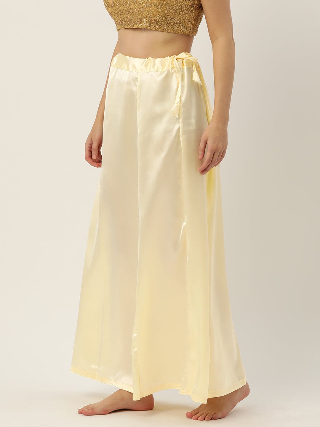 Women Saree Petticoat / Flared Shaper - Cream