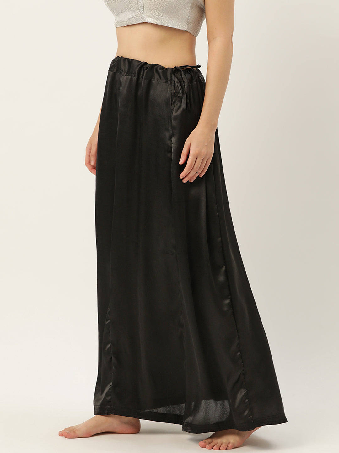 Women Saree Petticoat / Flared Shaper - Black