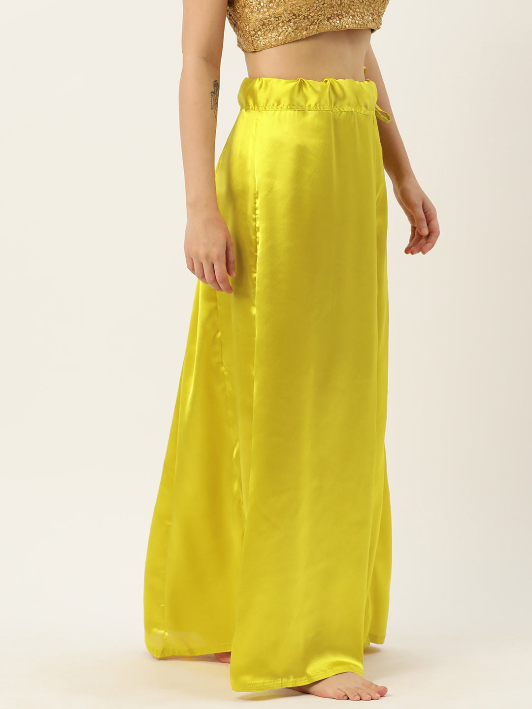 Women Saree Petticoat / Flared Shaper - Yellow Green