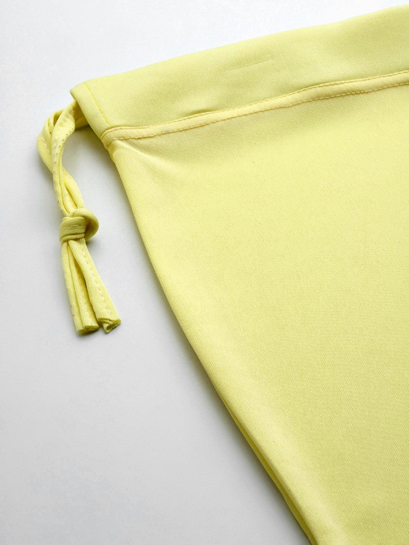 Women Pista Yellow Solid Saree Shapewear