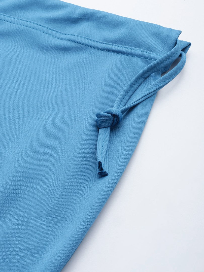 Women Sky Blue Solid Saree Shapewear